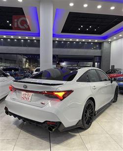 تۆیۆتا ئەڤەلۆن